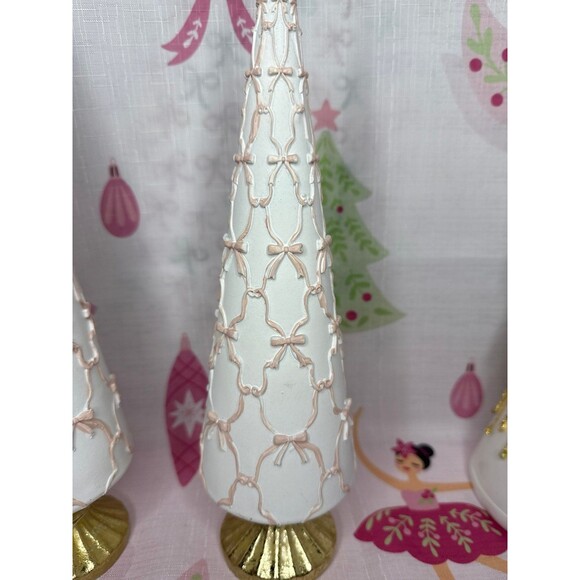 Viral Cupcakes & Cashmere Pink Bow Trees, Set of 2 - Picture 3 of 7